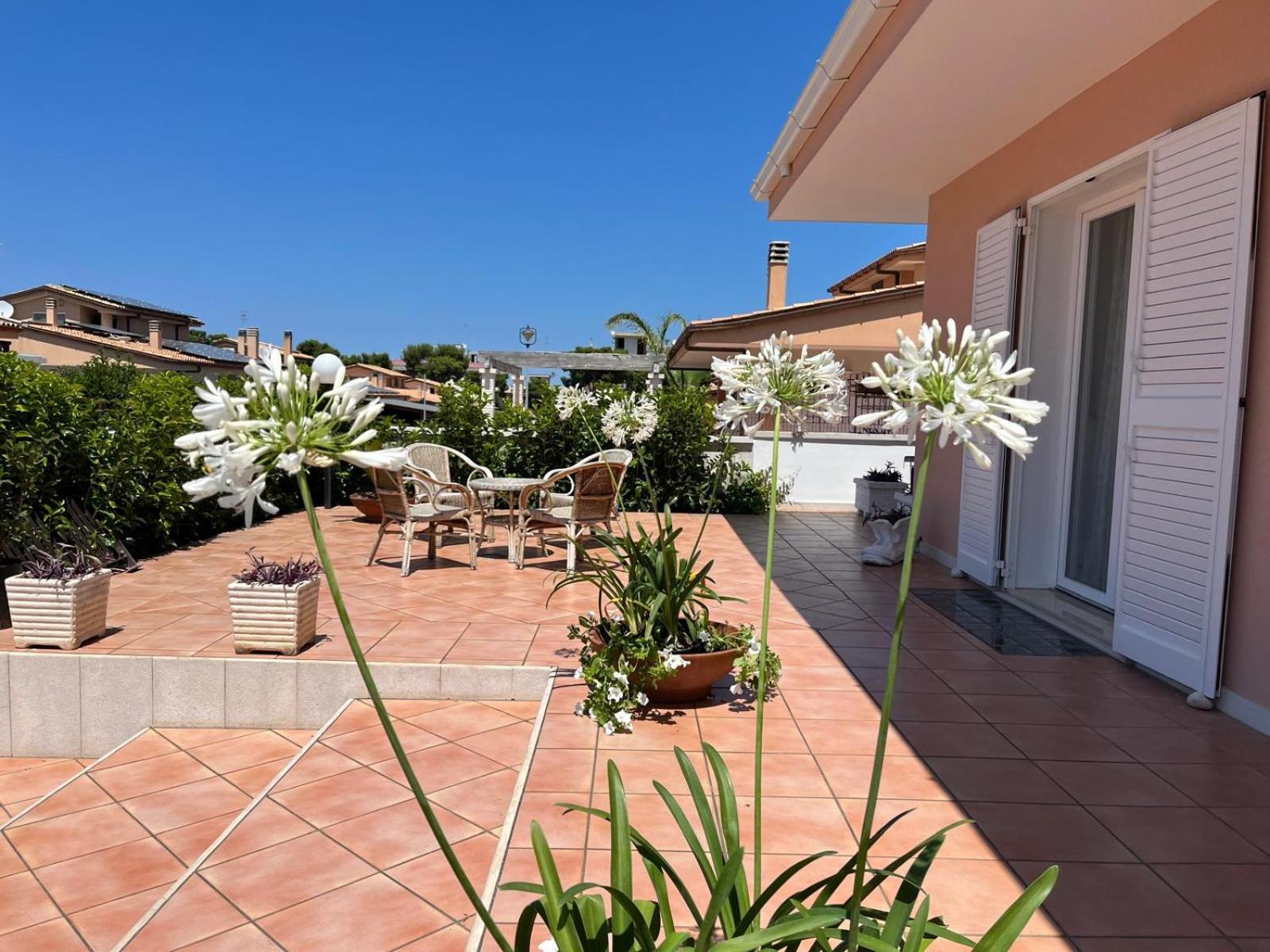 Villa Serena โมโนโปลี ภายนอก รูปภาพ